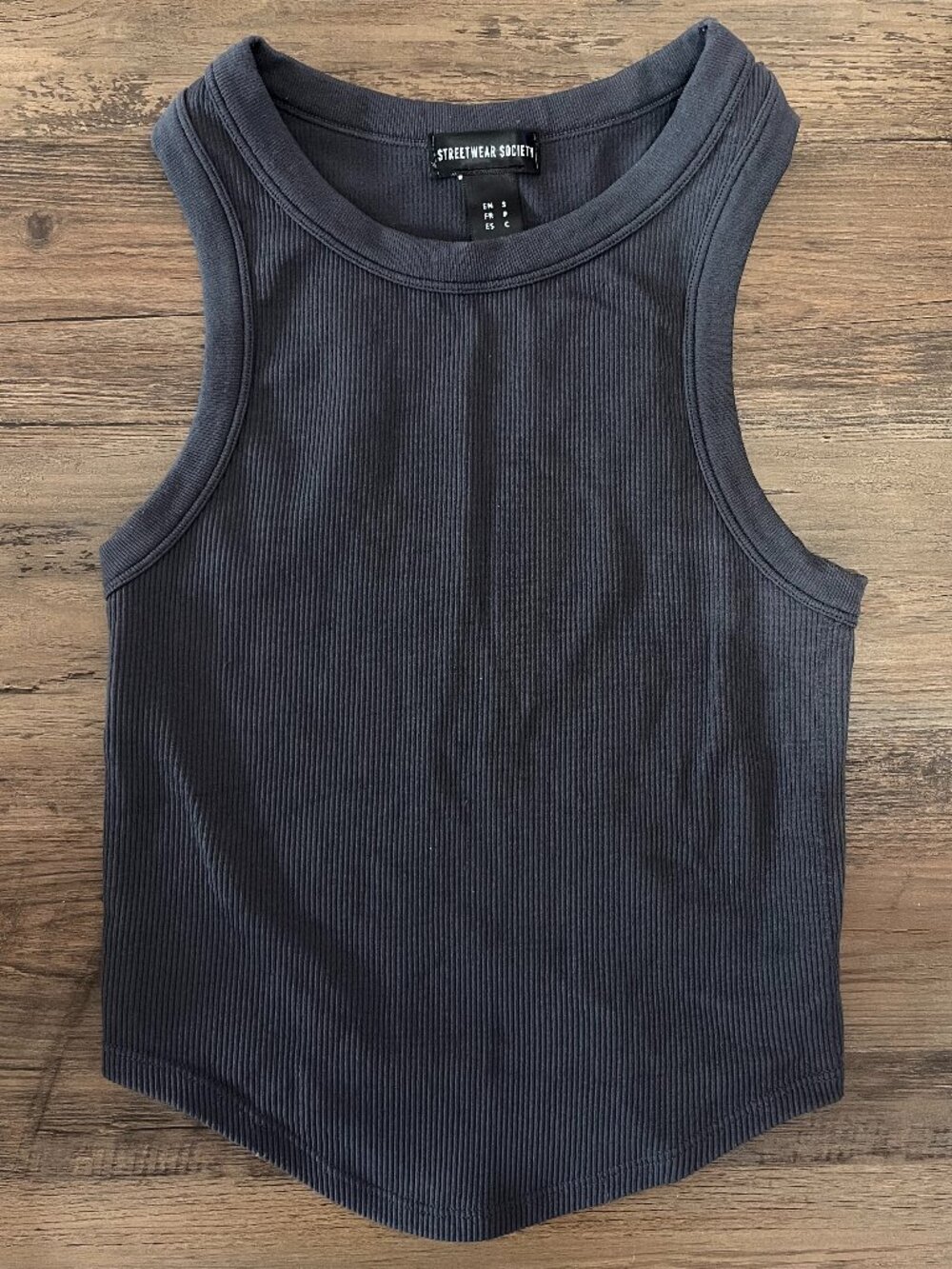 BUNDLE Cropped Tank Tops - Picture 8 of 11